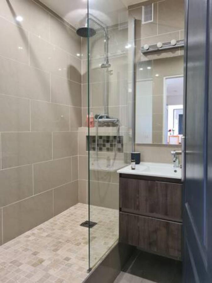Sunny And Renovated Flat In Secure Residence 라 가렌느-콜롱브 외부 사진